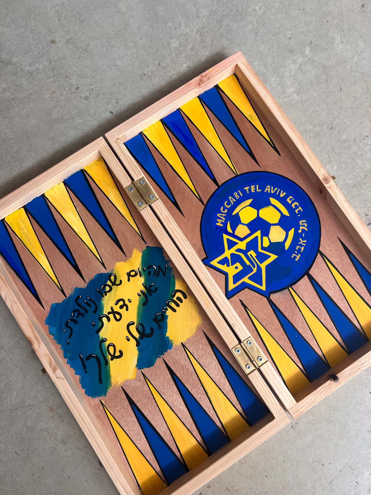 שש בש - כדורגל/ כדורסל